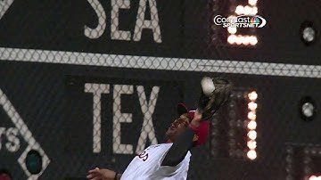 SF@PHI: Byrd makes a nice running catch in right