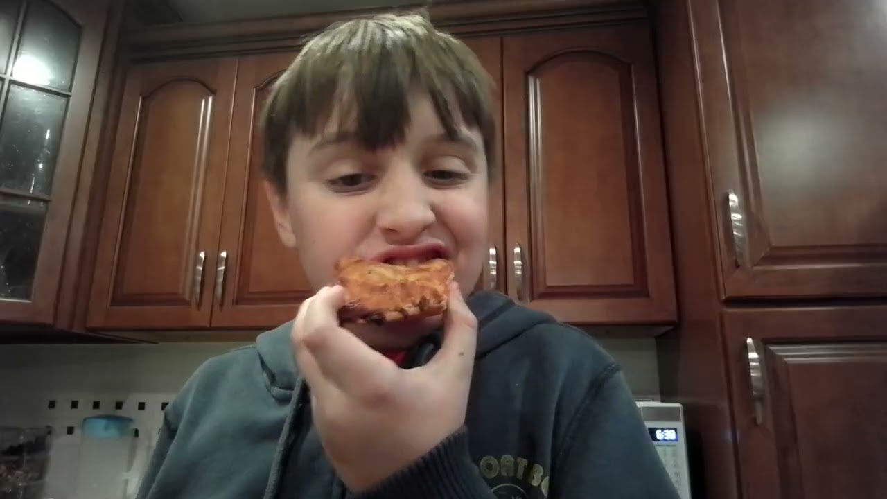 Red Baron frozen cheese pizza review