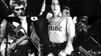 The Clash - Should I stay or should I go (HD) The Clash - Should I stay or should I go (HD)