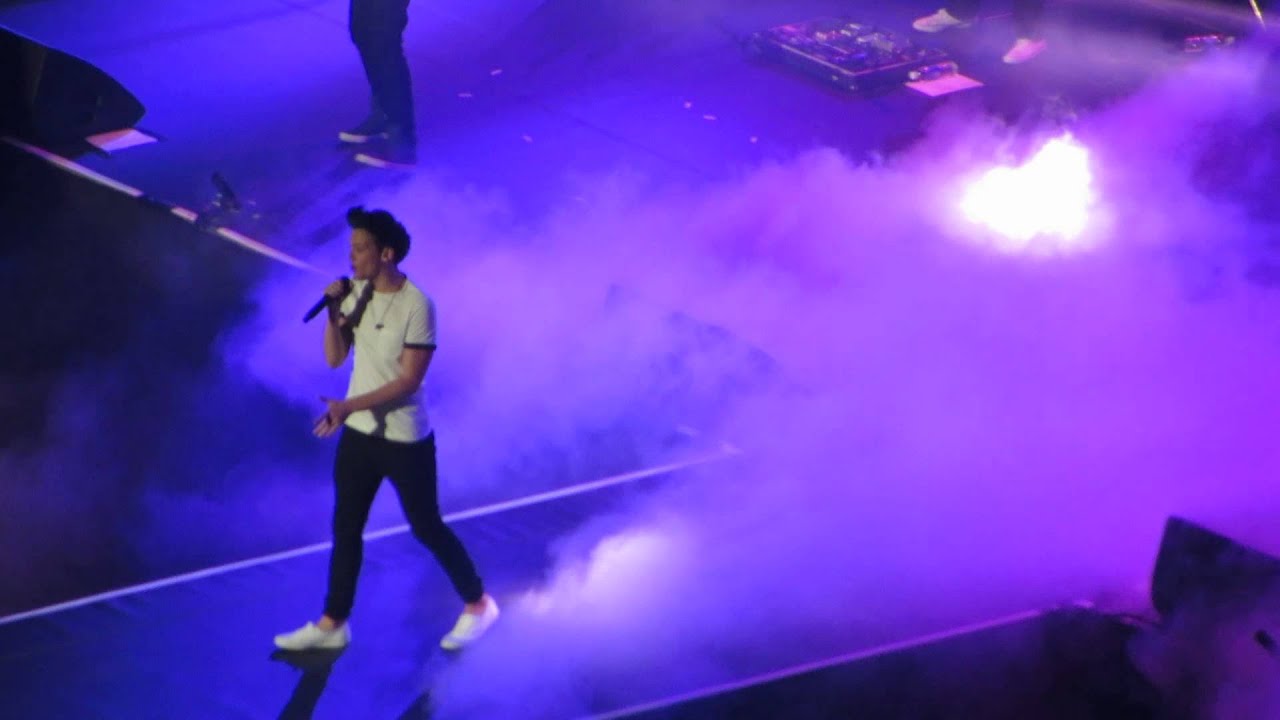 (HD) One Direction - More Than This - Madison Square Garden, New York