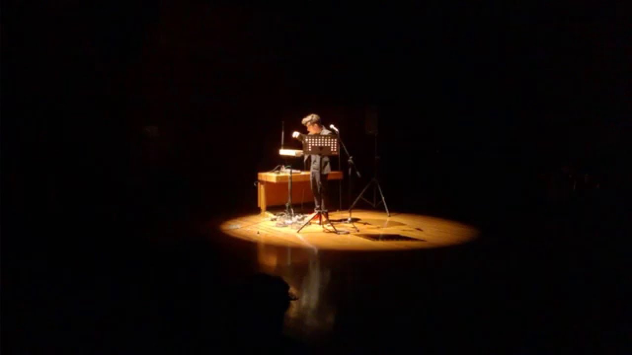 Seiten Wall & Martin Benavides: Fumando Hierba (GAM 2 diciembre 2015, Concierto Prismas)