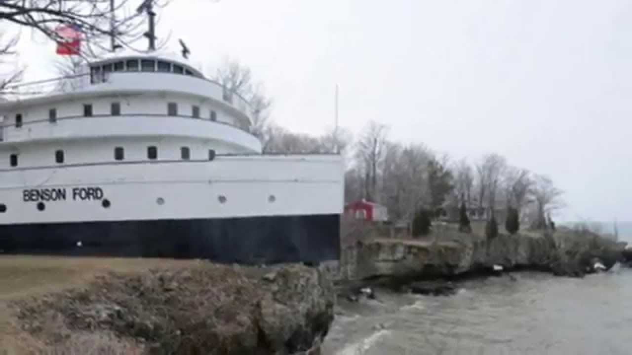 camera iphone 8 plus apk This 90-Year-Old Cargo Ship is Actually a Cliffside Home