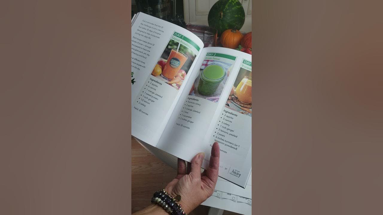 Juicing with my new 30 Day Juicing Challenge Book! YouTube