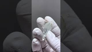 Video preview: Clear Aquamarine — Xuebaoding, Sichuan, China · 3.2 cm