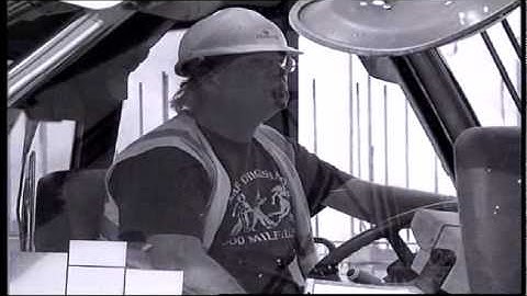 traffic management safety video for Redrow Homes.avi