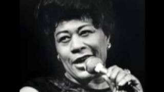 Video thumbnail of "Ella Fitzgerald - I get a kick out of you"