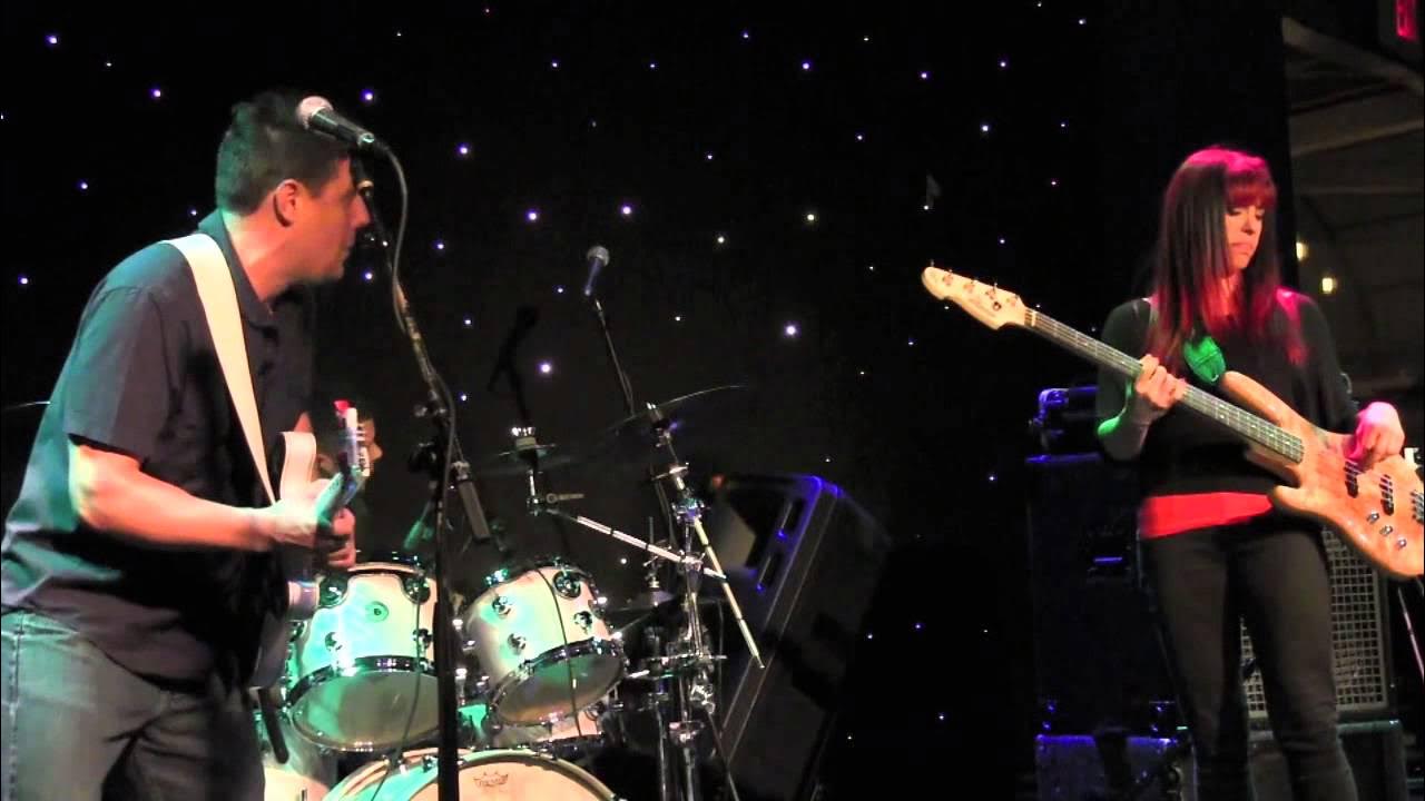 Обложки для mp3 фото trampled under foot. Группа трио. Trampled under foot группа. Trampled under foot. Trampled under foot группа.