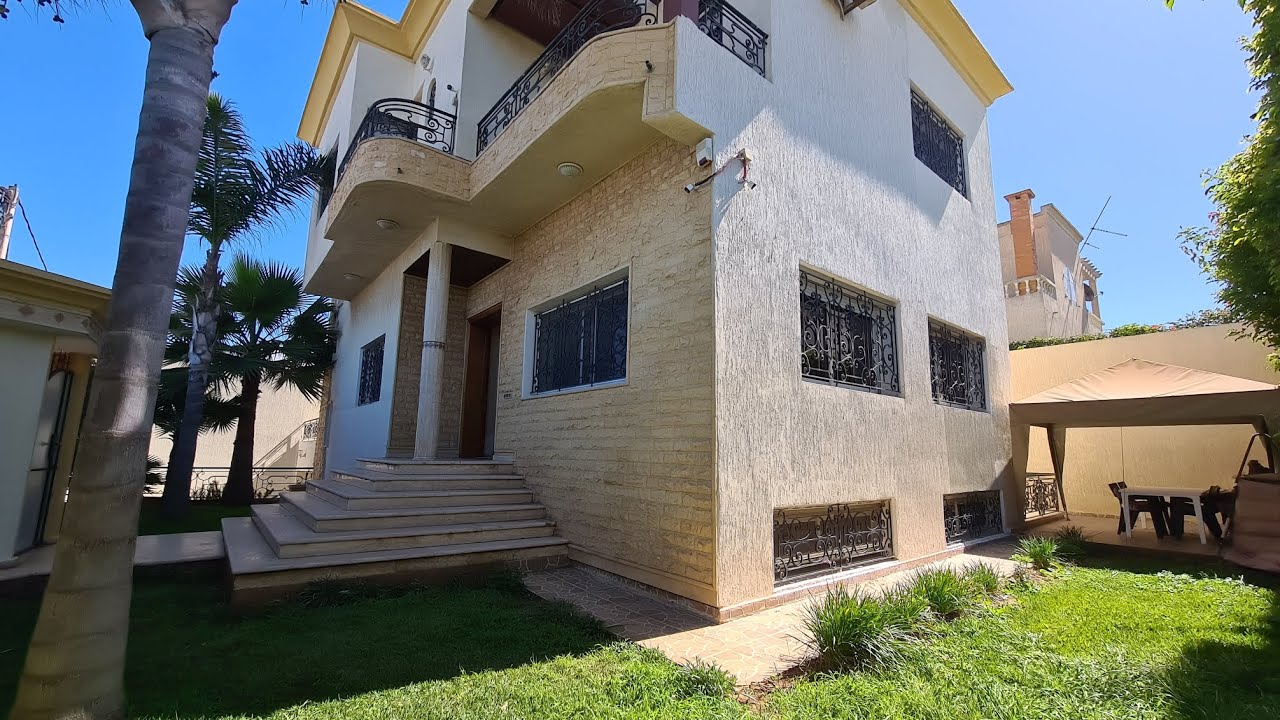 villa à vendre sur el harhoura / فيلا للبيع في حي هرهورة
