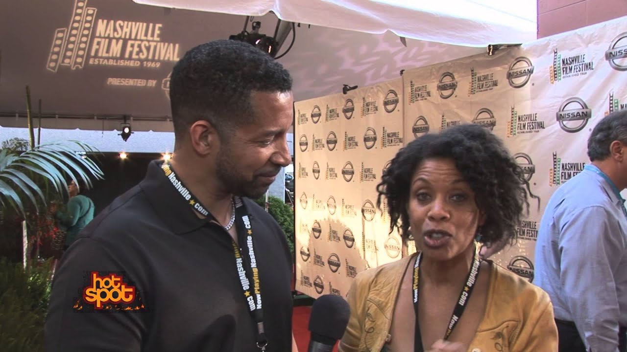 J Karen from ABCs hit show NASHVILLE on the red carpet - YouTube