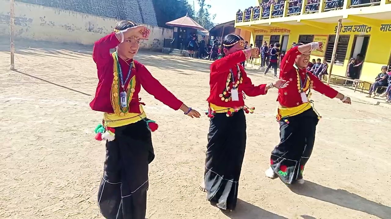 नानीहरूको नाँच 