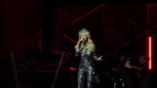 Derya Uluğ - Potpori (Seni Sevmediğim Yalan & Bir Kulunu Çok Sevdim - Canlı)