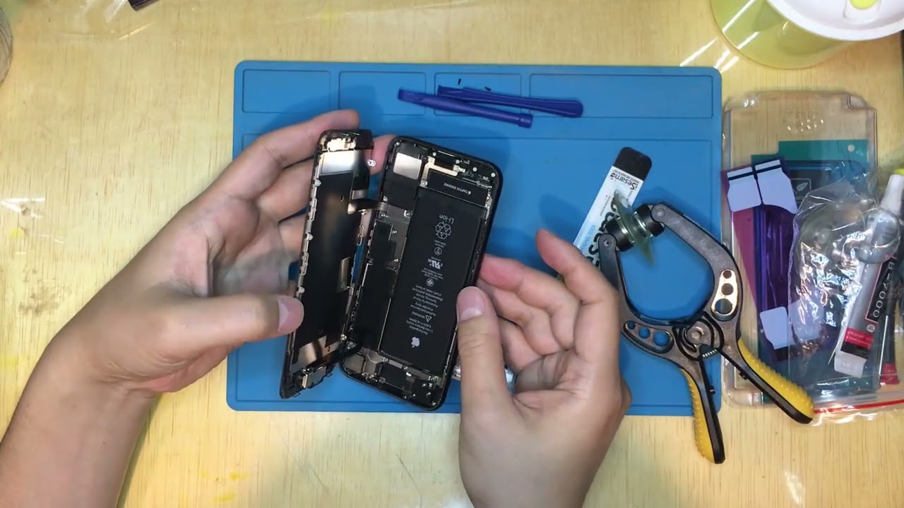 失敗から学ぶ！iPhone SE2バッテリー交換で大惨事…ケーブル断線の悲劇