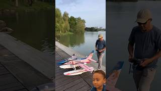 This is a edf jet seaplane Viper #edf #rcjet #rcmodel #seaplane #rcplane #hobby