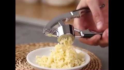 dụng cụ dập tỏi ớt đa năng