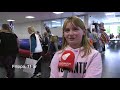 Video: Rodeotyr, ansigtsmaling og autografskrivning med stjernerne