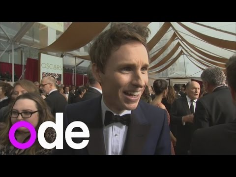 Vidéo: La Femme D'Eddie Redmayne : Photo