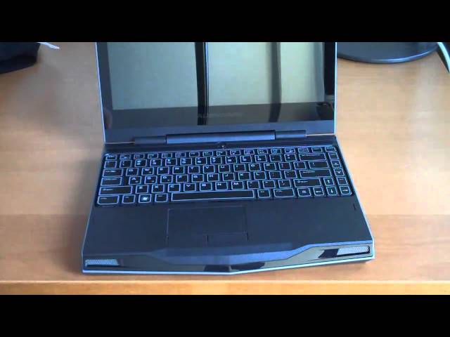 Alienware M11x R2 first look and unboxing - YouTube