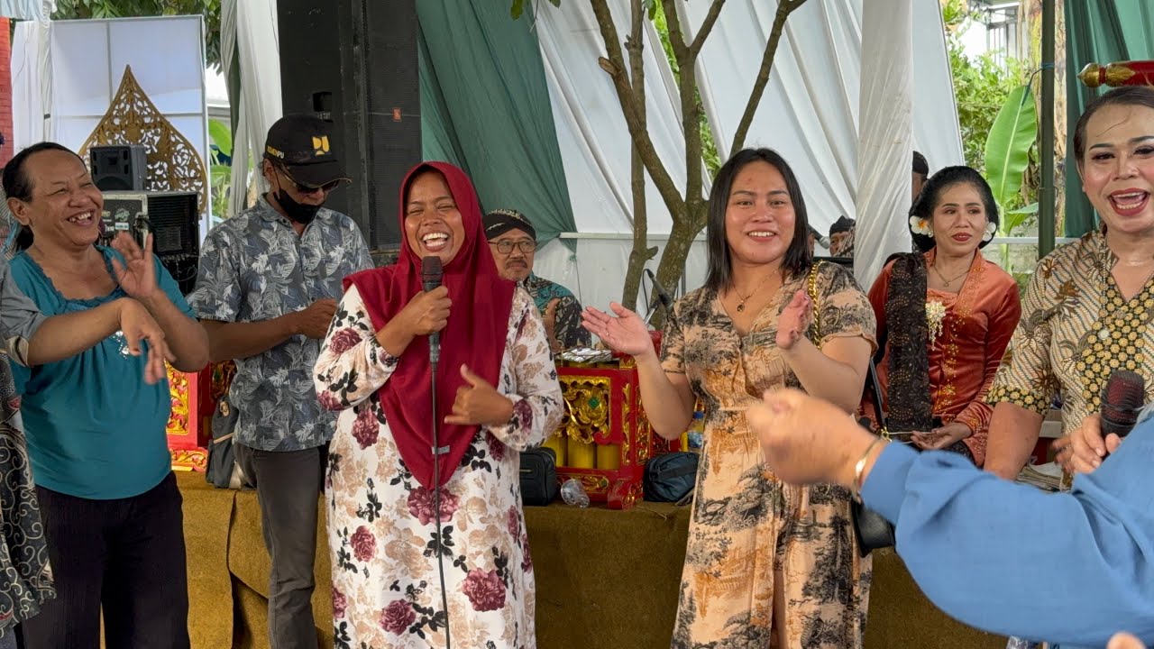 KESERUAN DI ACARA SUNATAN MANOHARA SINDEN ! 😍❤️🔥✅️