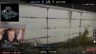 Pro Players react to JW plays