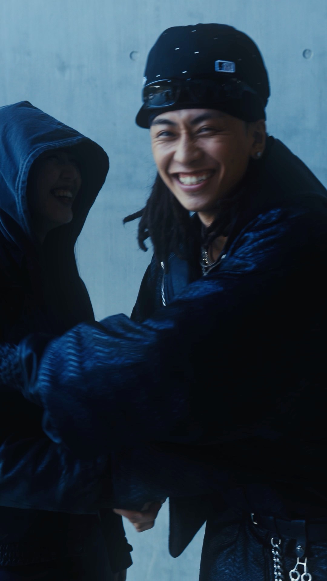 ellow Bucks - YouTube