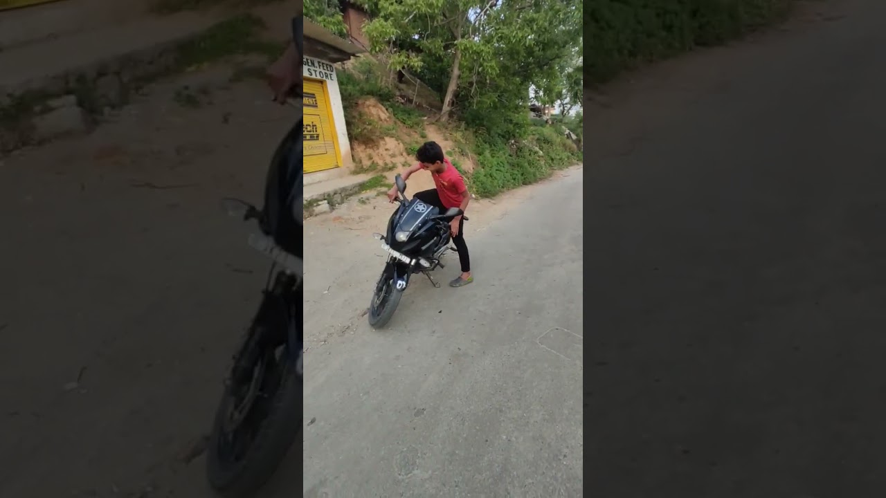 12 year old kid ride 220 👉👉👉😱😱😱😱