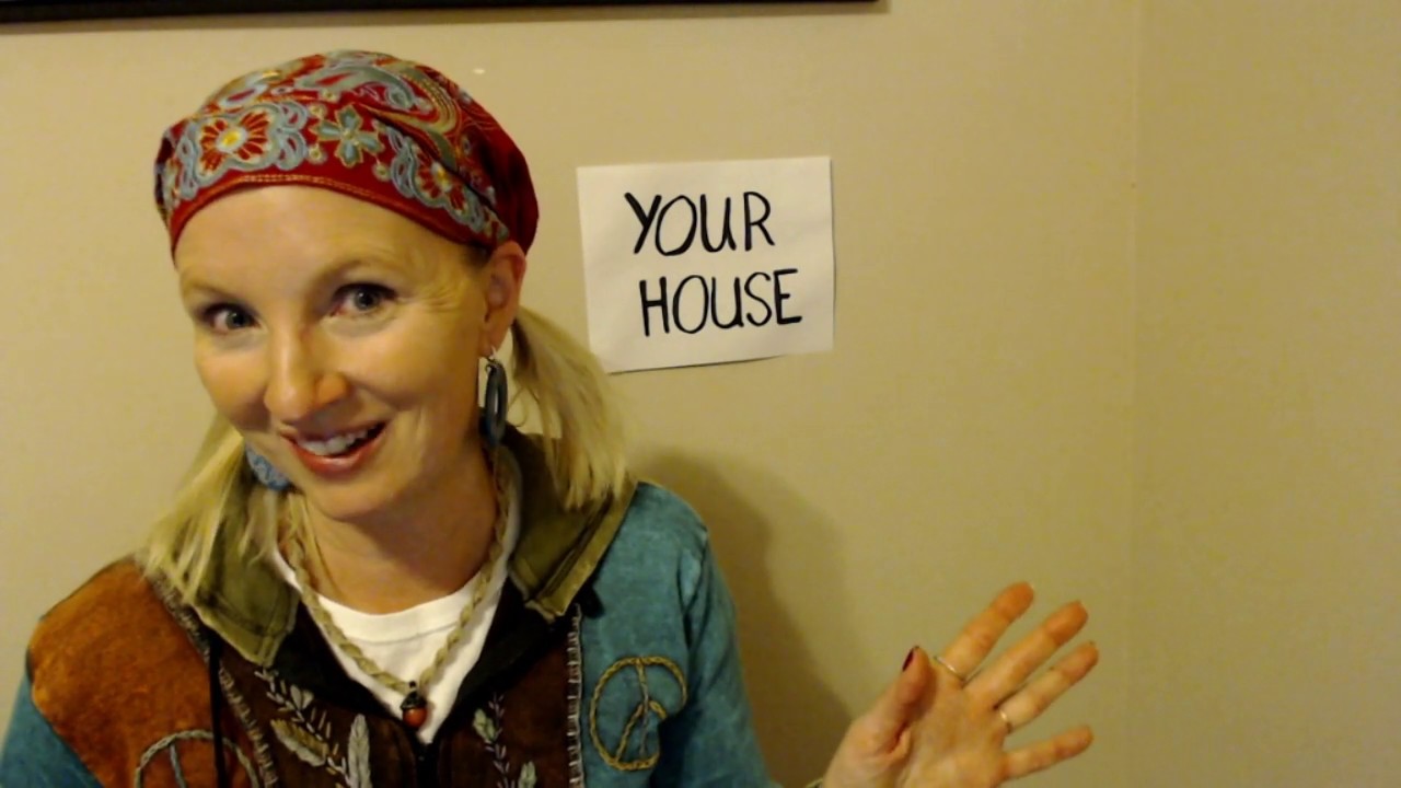 ASMR Sanctimommy | Harvest Critiques Your Outfits