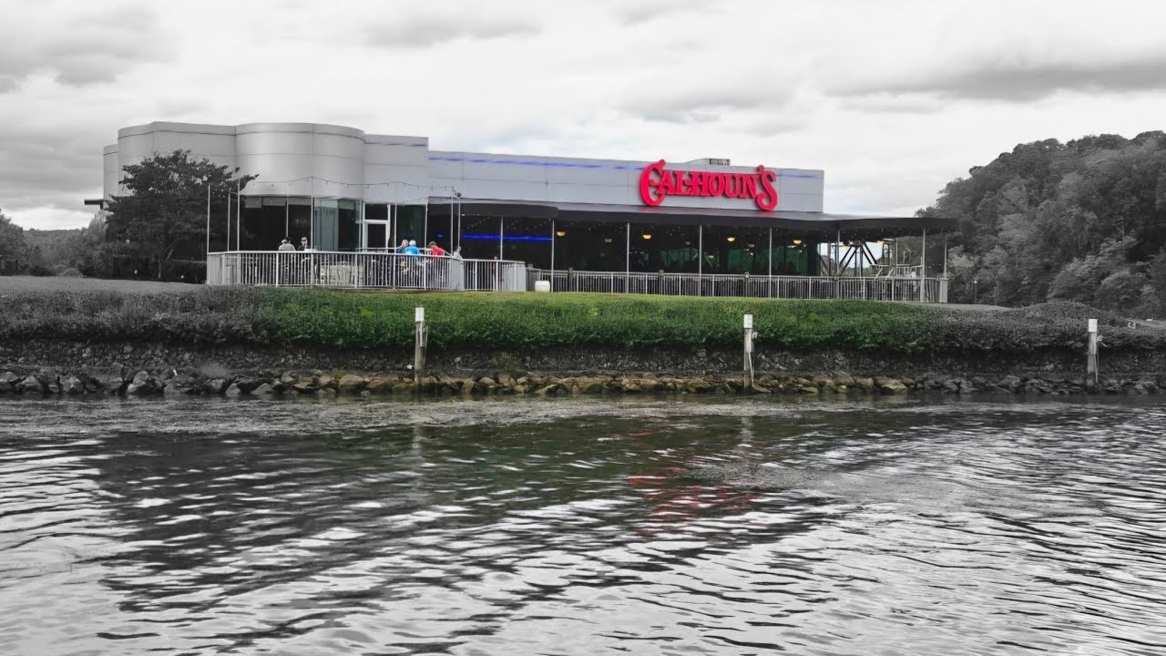 Calhoun's restaurant Oak Ridge TN.