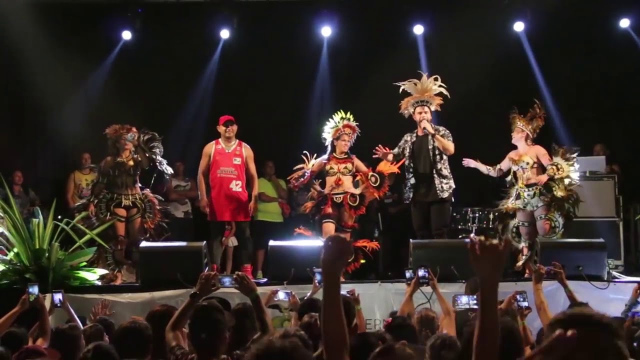 MÁRCIO PRATA DANÇANDO BOI BUMBÁ COM DANIEL SABOYA EM MANAUS