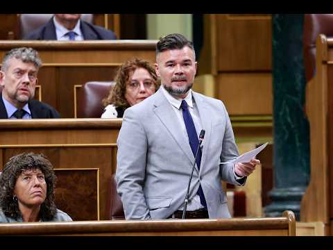 Rufián asegura que pondría "como mínimo" a Felipe VI delante de un referéndum