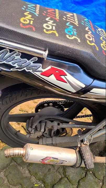 banyak oli di knalpot motor kenapa ya #shorts