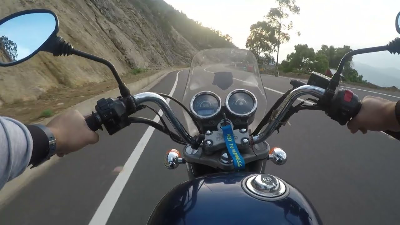 Early morning solo bike ride to lockhart view point in Munnar.