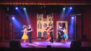 20110522-BlueOcean-舞艷鐘樓-05-廣場漫舞.avi