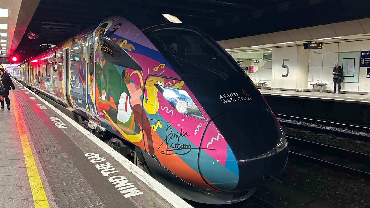 807010 Avanti West Coast leaving Birmingham new street - YouTube