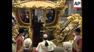 Queen's carriage procession, St Paul's service