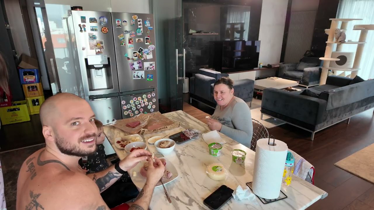 Servim masa cu matusa Alina