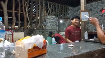 KESYAHDUAN KOPI MERAPI ... Warung kopi di lereng Gunung Merapi ... ☕️⛰️👍