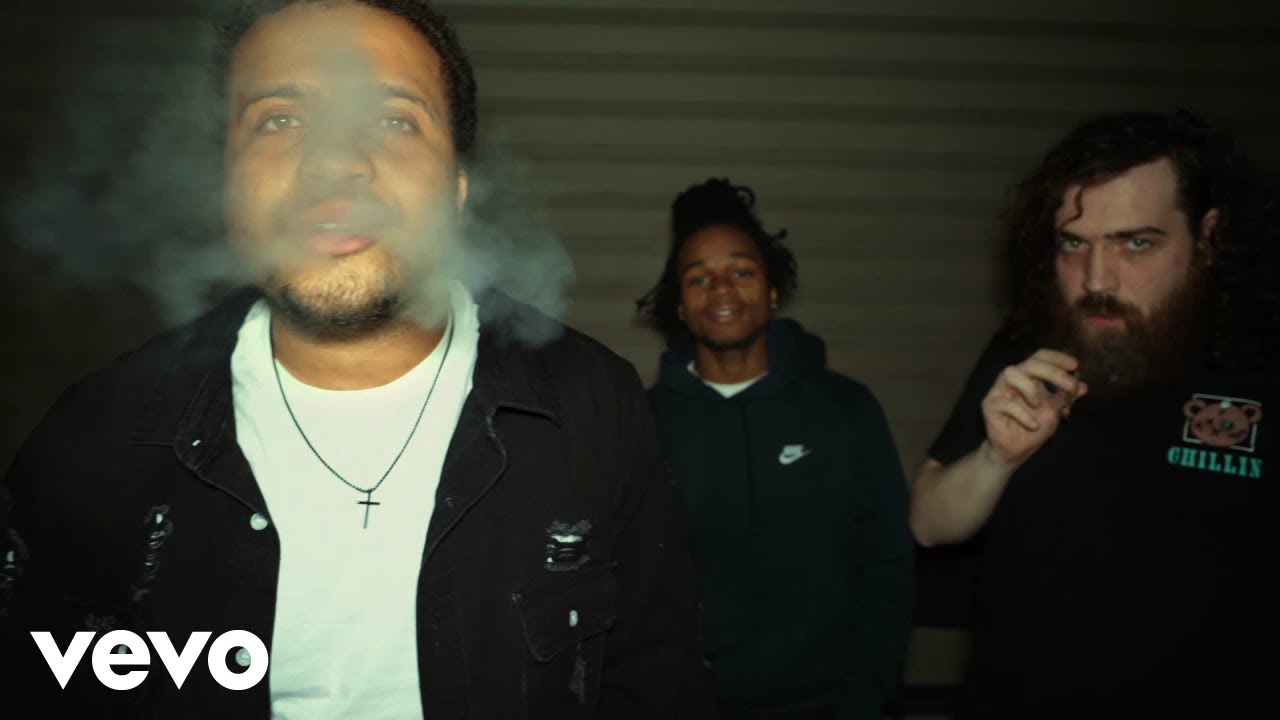 Fr Karma - MOSHPIT (Official Music Video)