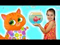 Арина и котик Bubbu играют в игре | Арина помогает Бубу найти его рыбку