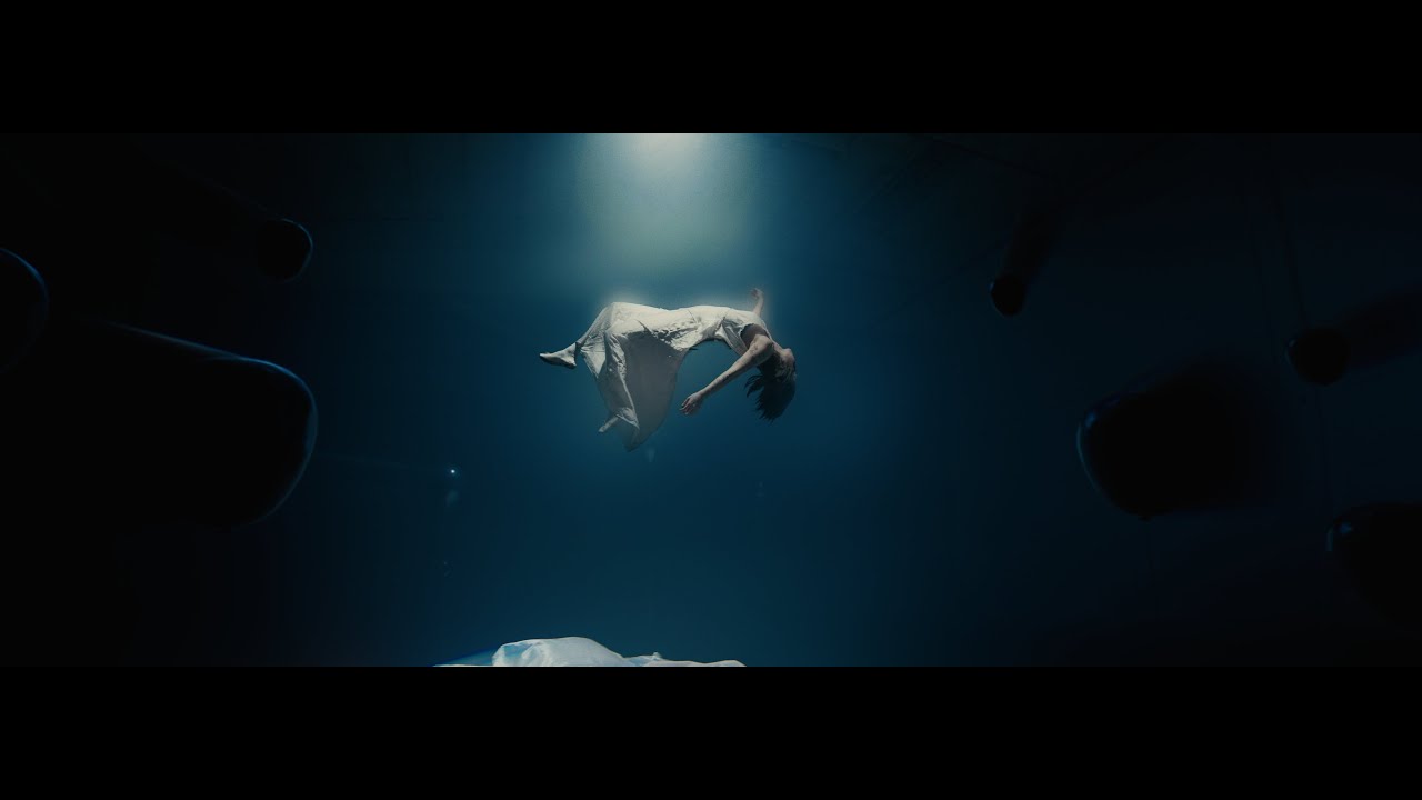 Guarda Wendy Wang - Nitrivacation (Official Music Video) su YouTube Guarda Wendy Wang - Nitrivacation (Official Music Video) su YouTube
