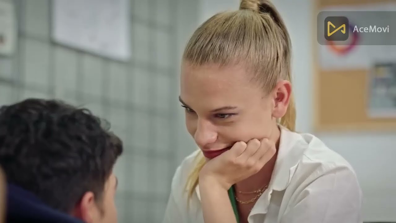 اغنية انا لما بحب بجن على مسلسل اسمعني