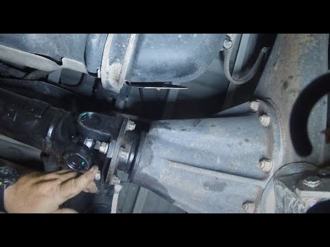 2006 Toyota Tundra U-Joint Vibration and Driveshaft Replacement - YouTube