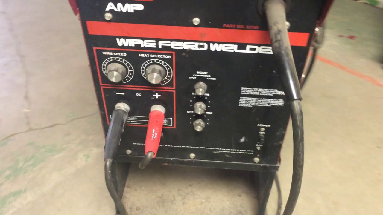 Century Model 117 037 160 Amp Wire Welder 208/230 Volt No Bottle W