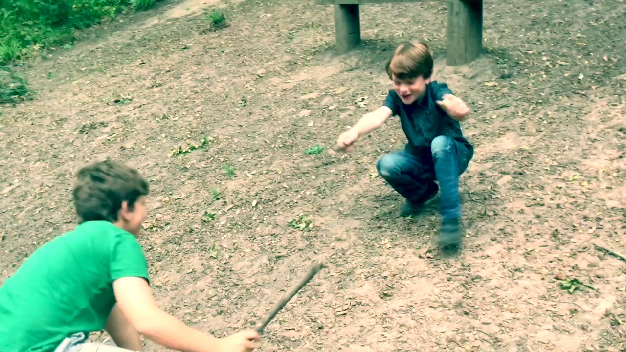 Sword fighting tutorial - YouTube