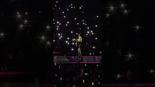 The Celebration Tour - Madonna / Express Yourself