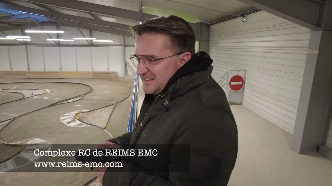 Interview de Tony RC et test du Xray XB4 - Reims EMC indoor vs TeamAsso B74 -  by Nairo