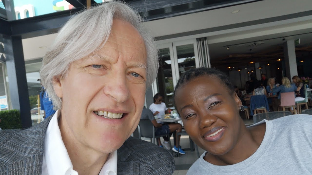 Dan Roodt & Unathi Kwaza: The 'white privilege' myth - YouTube