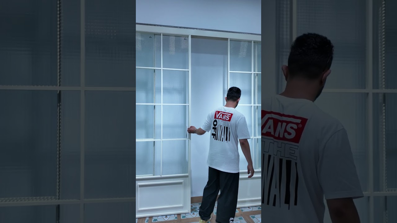 🚪✨ Upgrade Your Space with a Triple Synchronized Sliding Door! ✨🚪