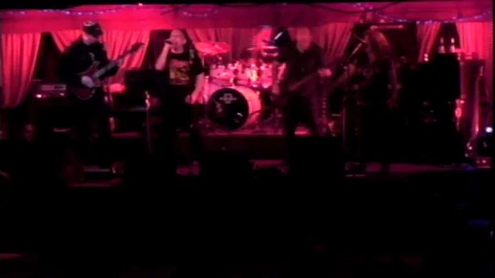 Too Young to Fall in Love - Motley Crue (Outta Han...