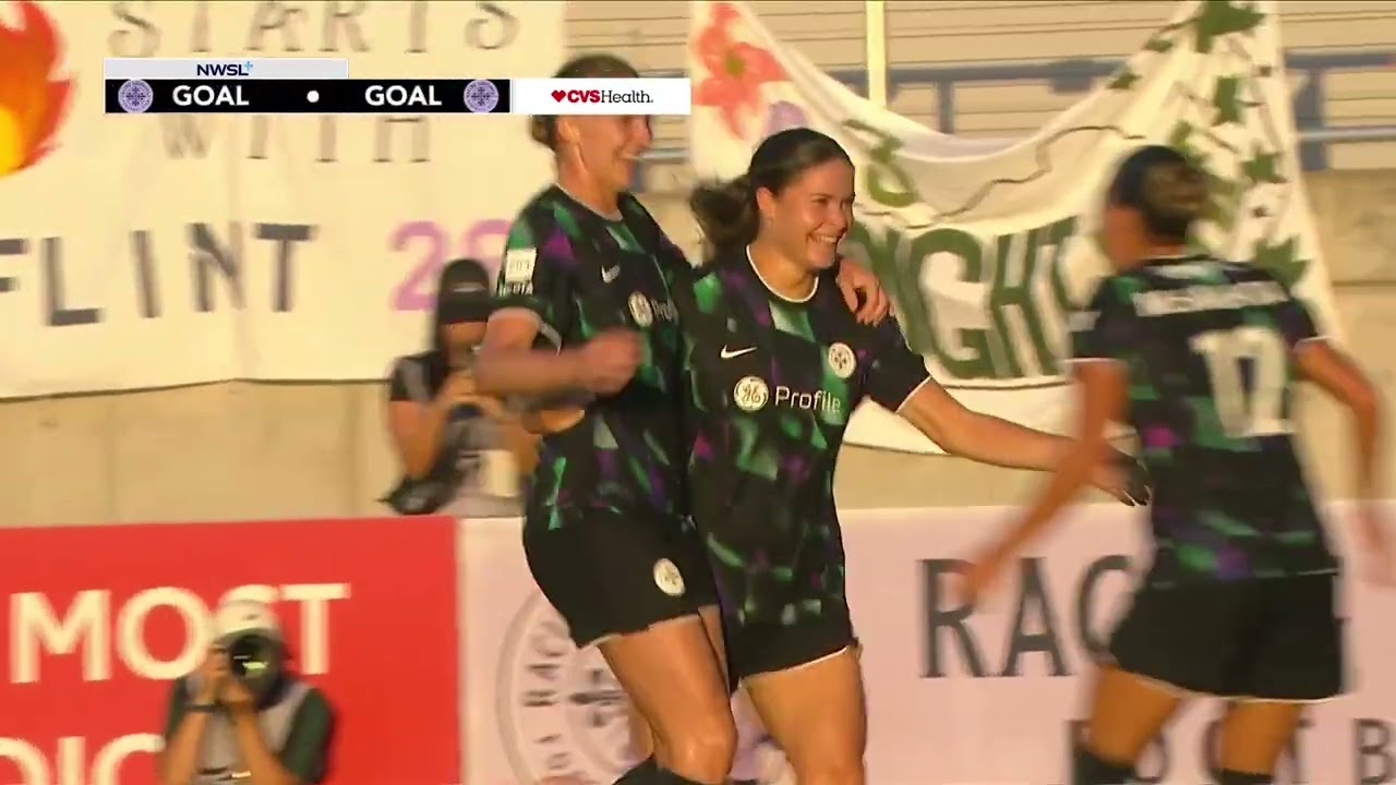 Goal | Emma Sears makes it a brace vs. Seattle Reign FC