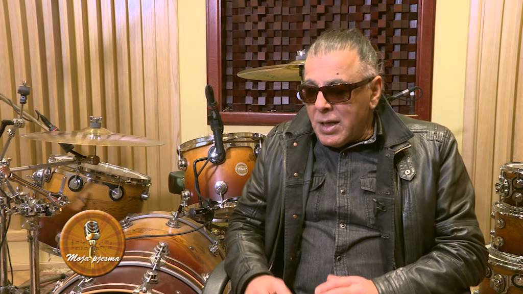 Moja pjesma: Sve još miriše na nju